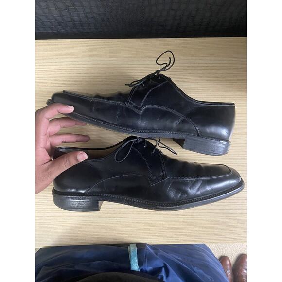 Salvatore Ferragamo Shoes Men\'s Size 10.5 Black Leather \